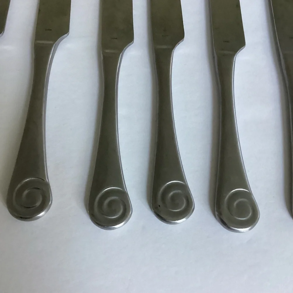 Robert Welch Ammonite Knives Set of Eight Stainless Steel Modern Flatware